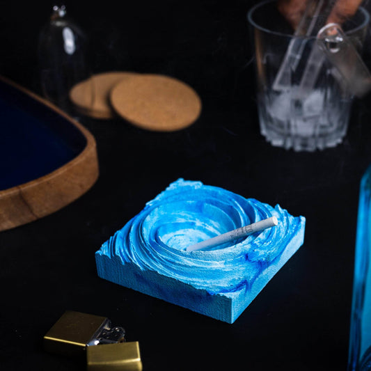 Premium New Indian's Famous Greyt Cyclone Cloud Ashtray