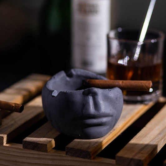 Stoner ashtrays with colors delivered in Delhi NCR, Stoner ashtrays designs with PAN India delivery, Premium stoner ashtrays for home décor, Minimalist stoner ashtrays delivered in Delhi NCR, Stoner ashtrays and accessories with PAN India delivery,  Budget-friendly stoner ashtrays for home décor, Compact stoner ashtrays delivered in Delhi NCR