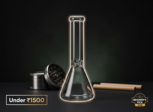 Best beginner bong under ₹1500 India 2026 — beaker bong with grinder and pre-roll