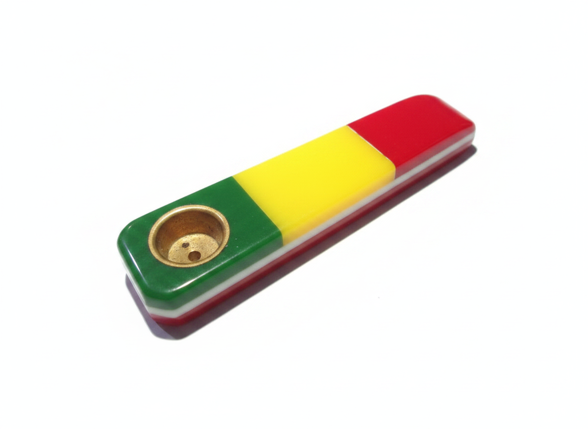 4 inch Rastafarian One Hitter Hand Pipe (Rasta)