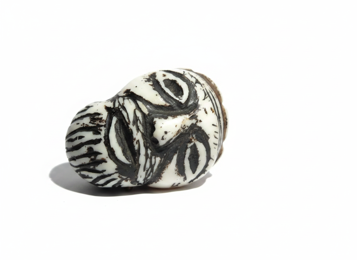 White Tribal Gangster Pipe 7"